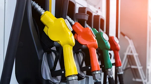 Дизелът гони 1,60 за литър, мярката от 20 евро – смешна работа