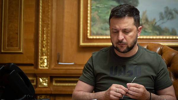 От Кремъл – дим за мир? Украйна иска реални гаранции