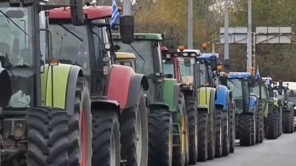 Гръцките фермери пак спряха движението през 