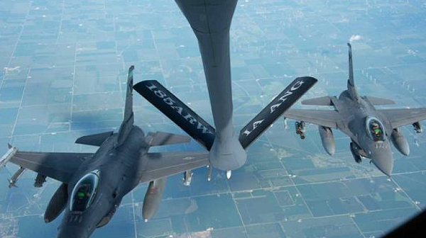 Могат ли F-16 радикално да променят хода на войната в Украйна?