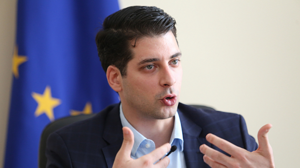 Атанас Пеканов: Парите от Плана за възстановяване  зависят от закони, които чакат да бъдат приети