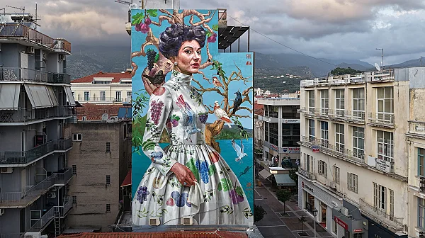 Маслини, опера и по-зелен град: Стенопис в Гърция стана най-добрият в света