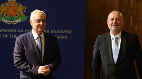 Режимът на Путин вписа в черен списък български премиери и министри