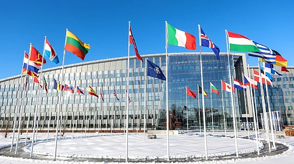 Дронове, ракети, самолети: НАТО създава  „гореща зона“ по източната си граница