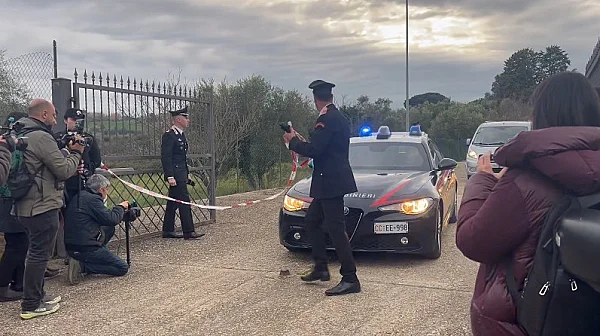 Мъж уби жена си в Италия, родителите му се самоубиха