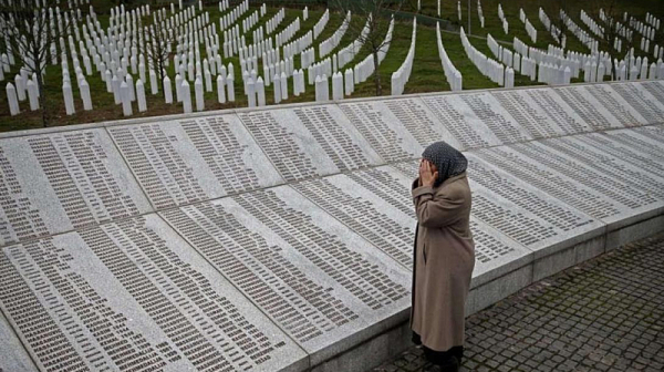 Светът гледа към Сребреница. 29 години от масовото клане на мюсюлмани от босненските сръбски части на Ратко Младич