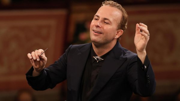 Полемики и триумф за дебюта на Яник Незе-Сеген на новогодишния концерт във Виена