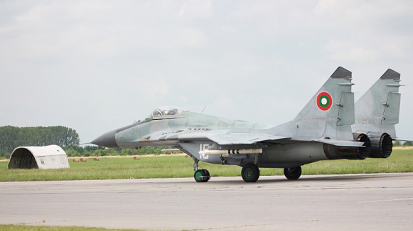 До месец и половина Полша дава на Украйна МиГ-29