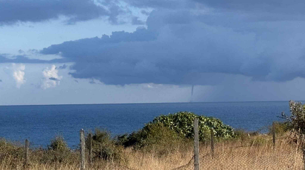 Тройно торнадо в Черно море