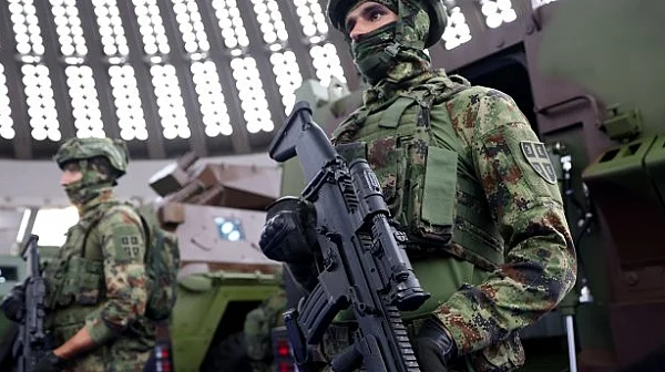 Два месеца задължителна казарма в Сърбия