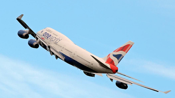 Защо имената на самолетите на Boeing започват с числото „7“?