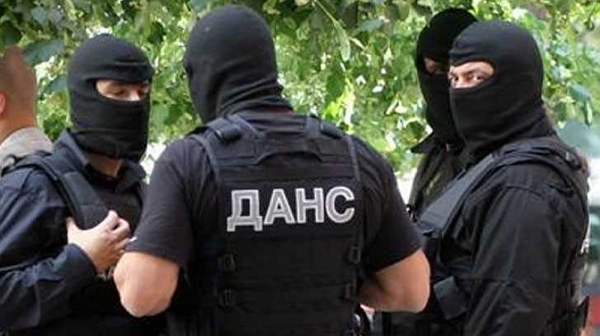 ДАНС разби международна престъпна група, закопчани са 15 българи