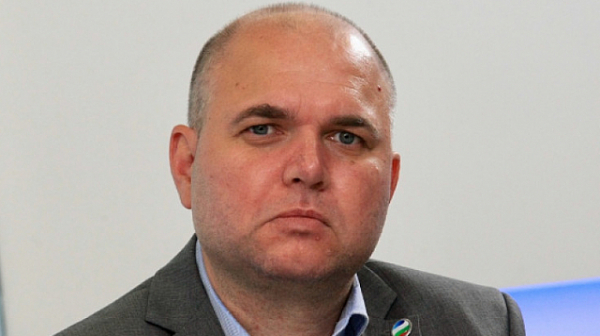 Владислав Панев: Вариантът „служебно правителство“ с парламентарна подкрепа за реформи е възможен