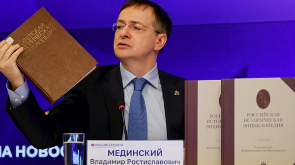 Дясна ръка на Путин ще води преговорите с Украйна в Истанбул – мрачна фигура от идеологическия клан