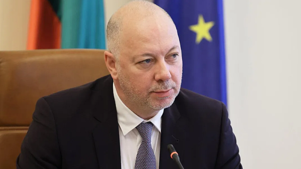 Заради смъртта на Явор от Варна: Желязков нареди проверка в МВР и МЗ