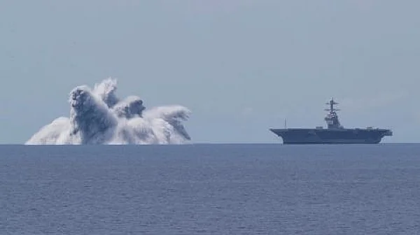 На крачка от споразумение: Китай ще зарежда Иран с противокорабни ракети