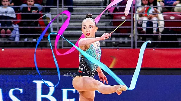 Стилияна Николова взе среброто в многобоя на Световното по художествена гимнастика