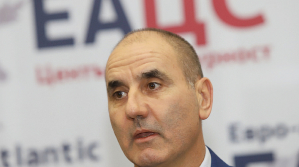 Цветанов се отказва от председателското място в „Републиканци за България“