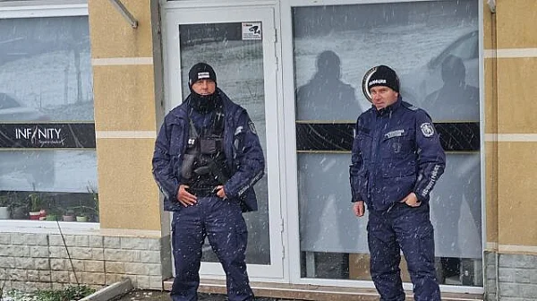 Скандалът с козметичните салони се разраства: Откриха клипове и от студио в Казанлък