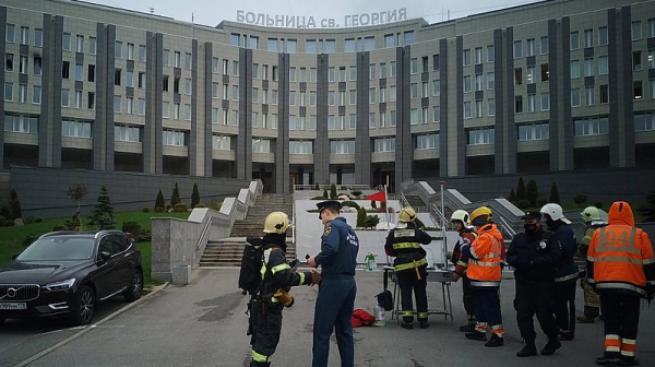 Русия спира да използва респираторите, предизвикали пожара в Санкт Петербург