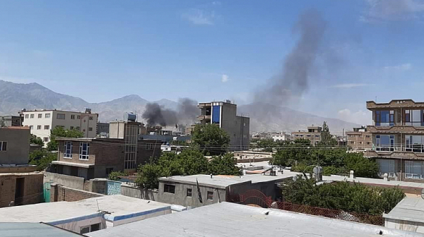 Две експлозии до летището в Кабул, най-малко 13 са загинали