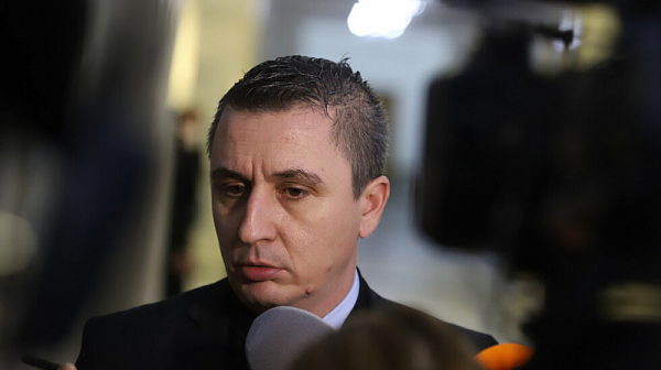 Александър Николов: Обвинението е, че България не се съобрази с изнудванията от ”Газпром” и Русия”