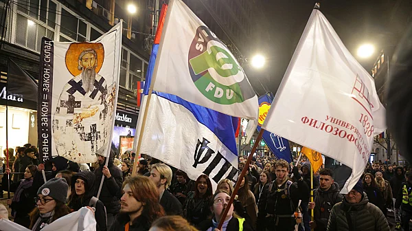 Вучич спря влаковете в цяла Сърбия заради студентски протести