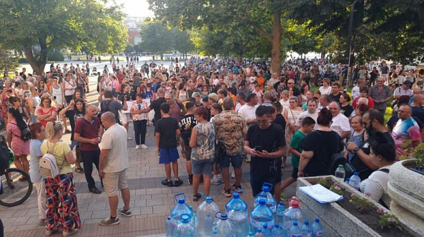 Нов протест в Плевен заради безводието
