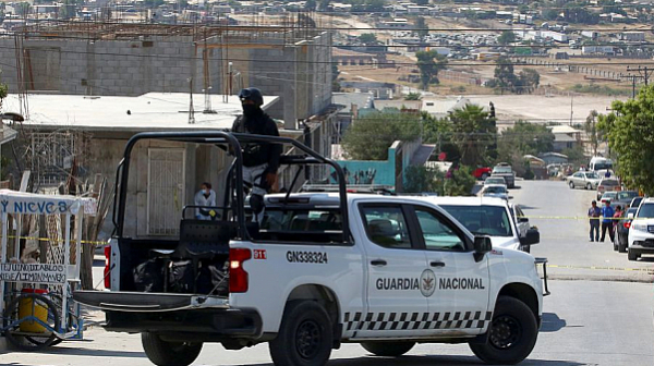 Мъж хвърли отсечена глава в избирателна секция в Мексико