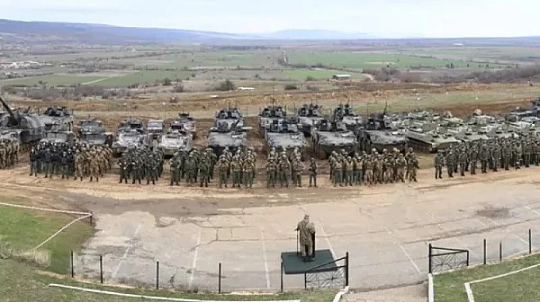 Изграждаме съвместно с Италия военна база край Ямбол