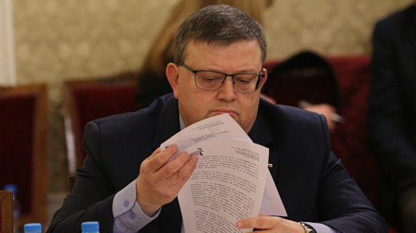 Цацаров: Корупцията не спира, 150 дела чакат решение от ВКС