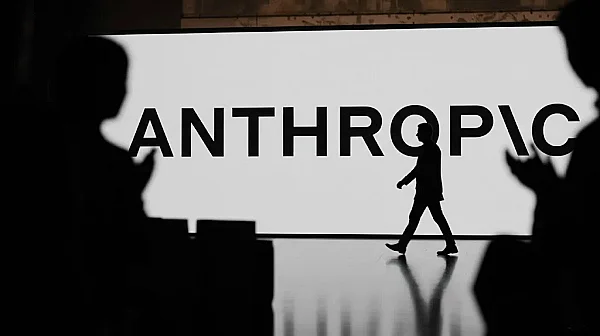 Anthropic разширява достъпа до своя супер AI в над 15 държави. Какви са рисковете?