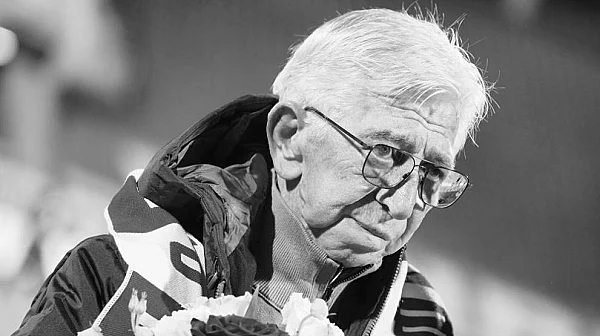 Сбогом, Джони! Отиде си Георги Велинов – легендарната „червена“ стена