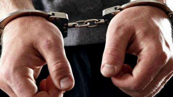 Съдът в Бургас остави в ареста мъж, задържан за дрога