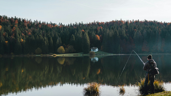 Обичате да ловите риба? Ще плащате двойно през 2026