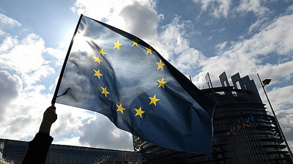 ЕК спря 215 млн. евро от ПВУ заради липсата на независима антикорупционна комисия