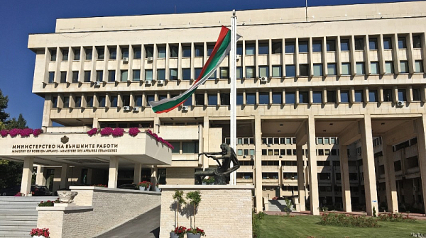 МВнР отвори 24-часова телефонна линия заради напрежението в Близкия изток