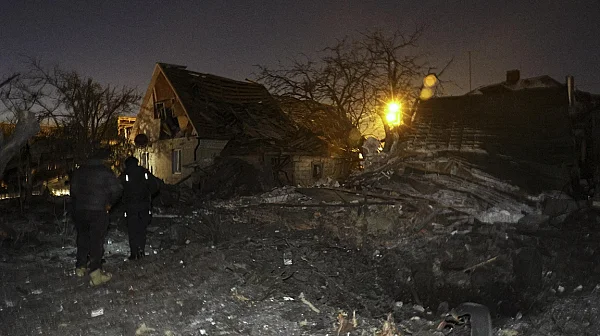 Руски атаки над Днипро убиха петима цивилни и раниха над 20 души