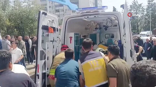 Връзката „Син кит“ и подражанието – версиите зад училищното клане в Турция