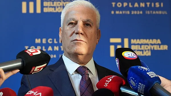 Арестуваха кмета на Бурса в пореден удар срещу градове, управлявани от турската опозиция