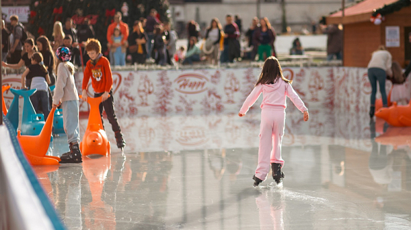 София на кънки: Четири ледени пързалки работят в столицата