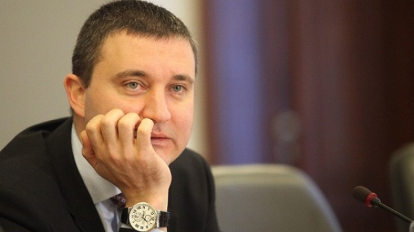 Горанов: Финансовият министър не следи за спазването на закона за хазарта