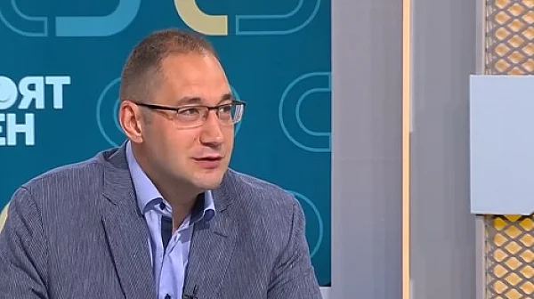 Икономист: Не еврото, а липсата на кадри вдига цените на услугите