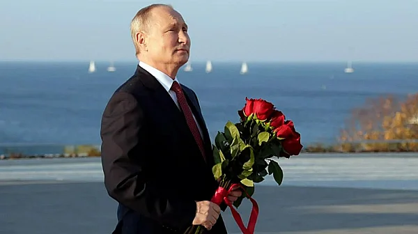 Путин: Между иконата и греха. Шокиращият разказ за живота зад стените на Кремъл