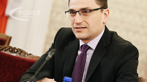 Венко Сабрутев от ПП-ДБ категоричен: Проблем с държавния бюджет и фискалния резерв няма!