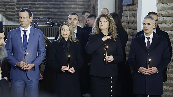 Много власт, малко граждани: Държавният елит почете Левски при засилени мерки за сигурност