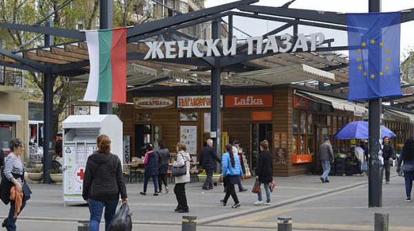 Безплатен онлайн калкулатор помага на малкия бизнес с рестото в евро