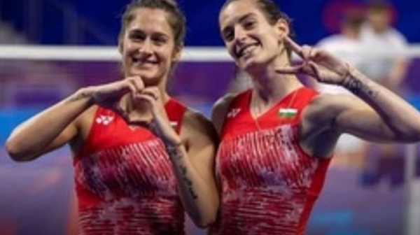 Сестри Стоеви с титла в Индия