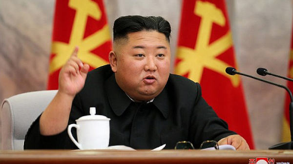 Ким Чен Ун: Пхенян няма да се поколебае да предприеме ядрена атака, ако бъде провокиран