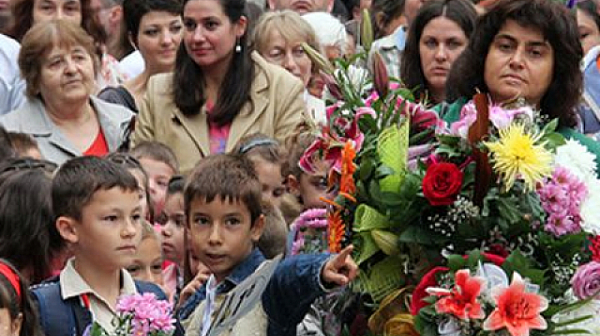 Евростат: 83% от учителите в България са жени